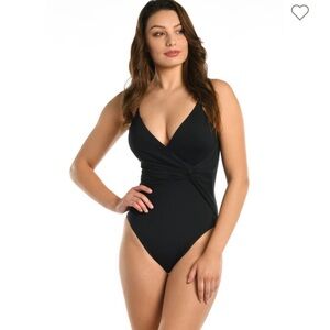 La blanca island goddess Asymmetrical twist one piece